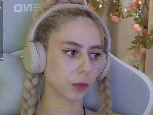 Freechat -Light-Fury- on BongaCams