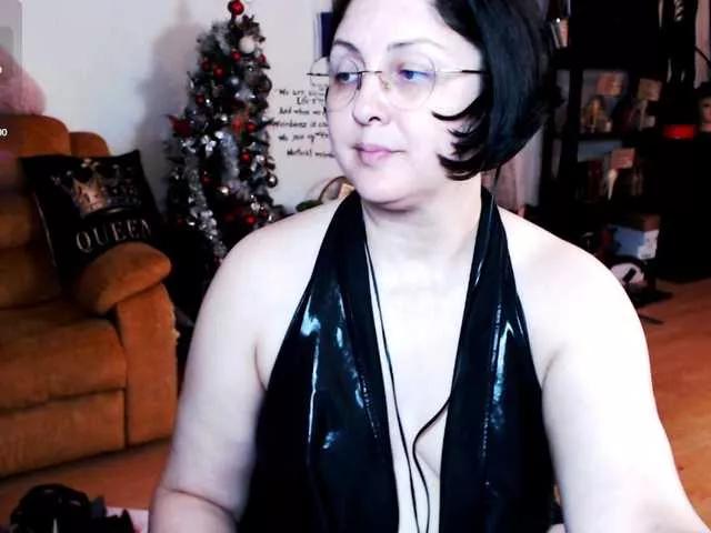 1imperatriza on BongaCams