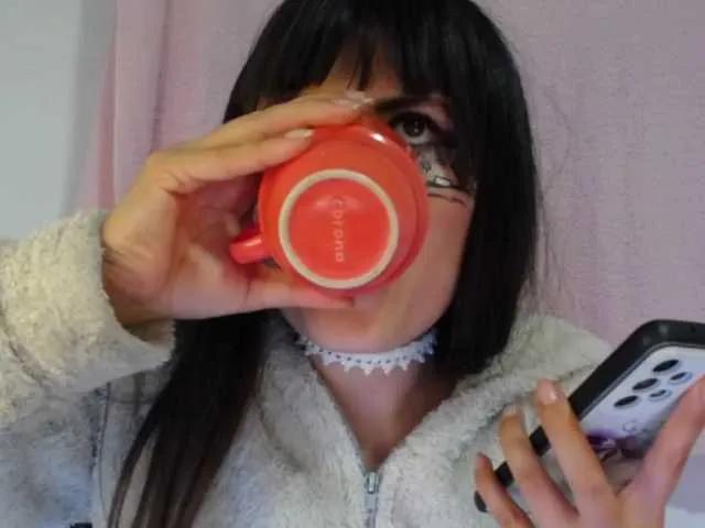 alexandra-94 on BongaCams