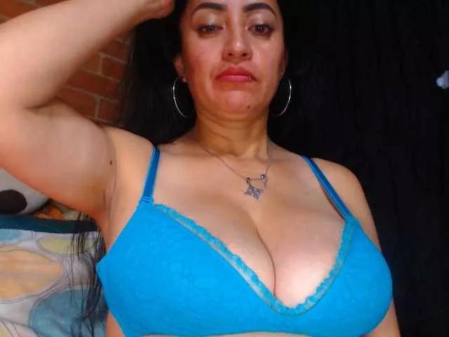 AlexandrinaFenix on BongaCams