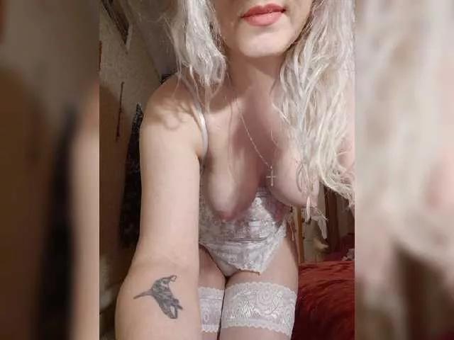 Freechat Alinaa on BongaCams