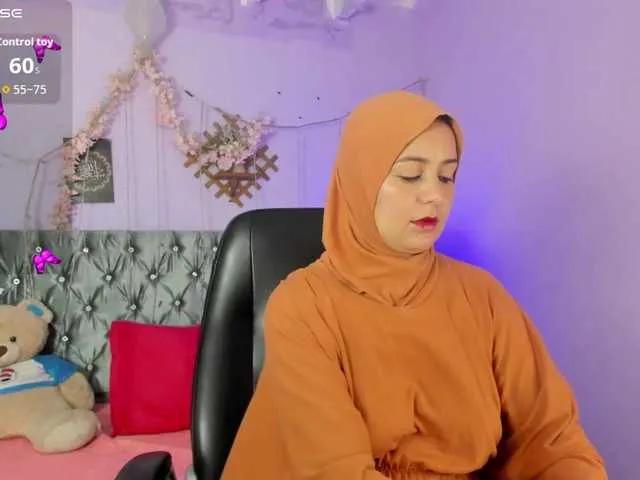 BongaCams BadraSaadi is Freechat BadraSaadi — I love being dominated, I love being submissive and having my pussy vibrate, that's delicious