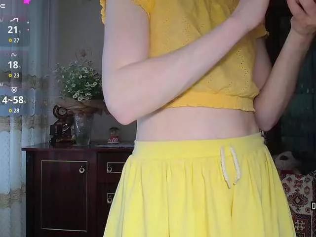 caroliiine on BongaCams