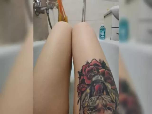 cherrybunny on BongaCams