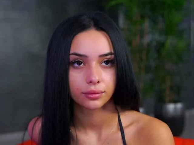 CherrySelena on BongaCams