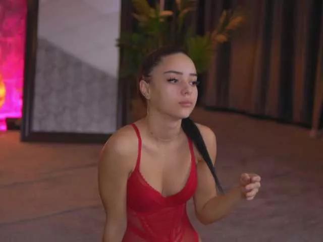 CherrySelena on BongaCams