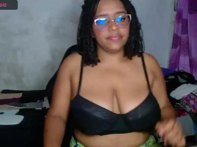 Freechat CorinaStonee on BongaCams