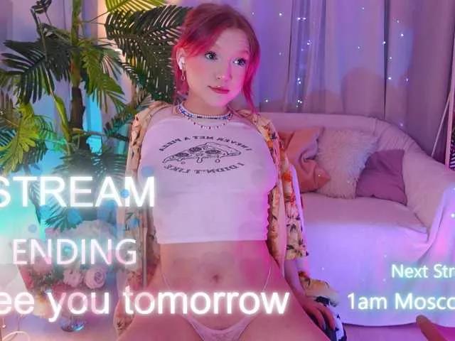 CrazyWine on BongaCams