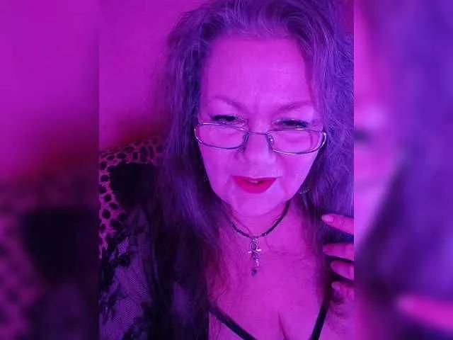 EmpressLady on BongaCams