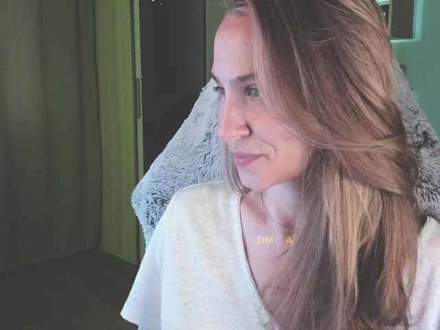 Freechat eva-adamova on BongaCams