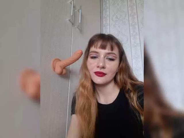 Fancymeee on BongaCams