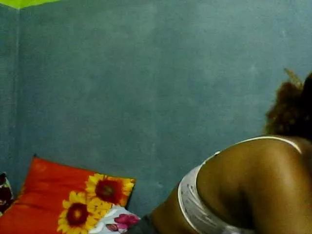 Imanoellah on BongaCams