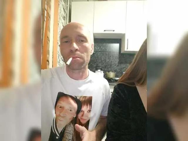 Innokentiy449 on BongaCams