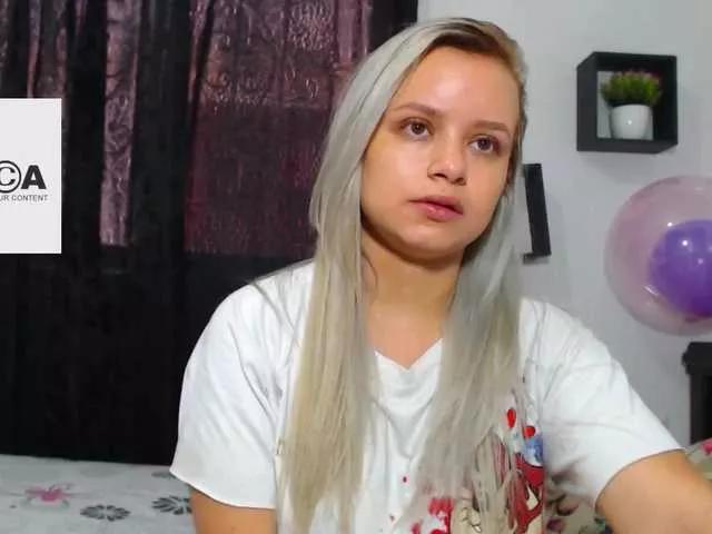 Isabella-77 on BongaCams