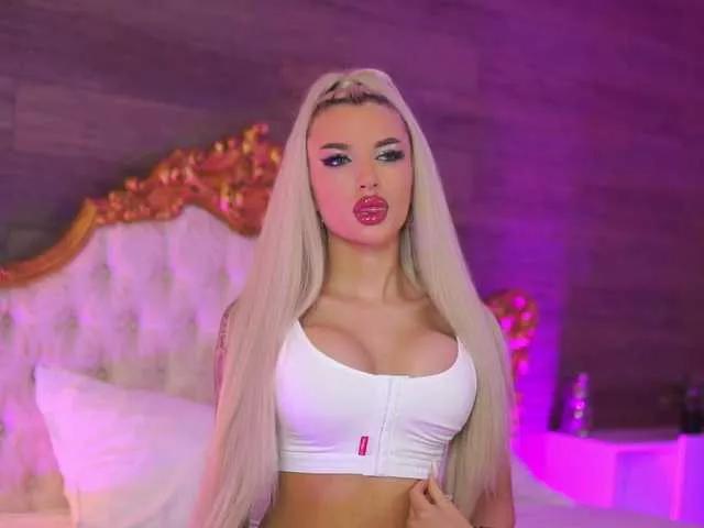 JuicyJessye on BongaCams