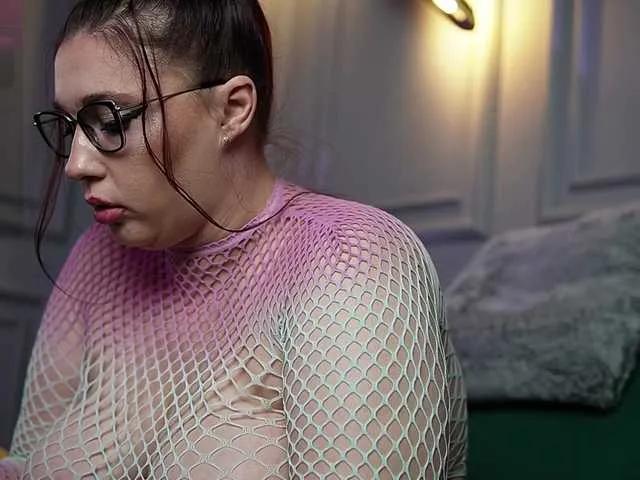 KendalDubai on BongaCams