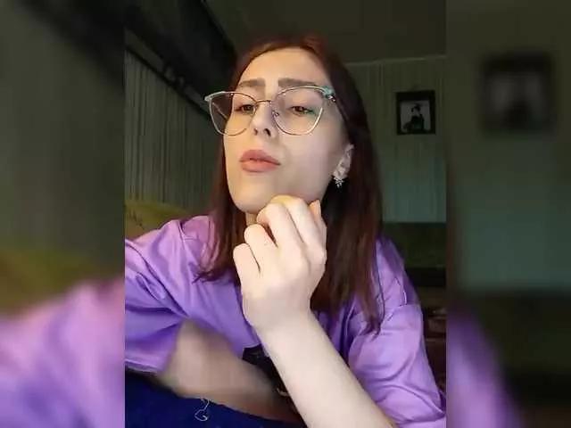 kiska-kira on BongaCams