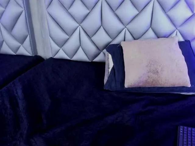 Freechat Kitty-doll1 on BongaCams