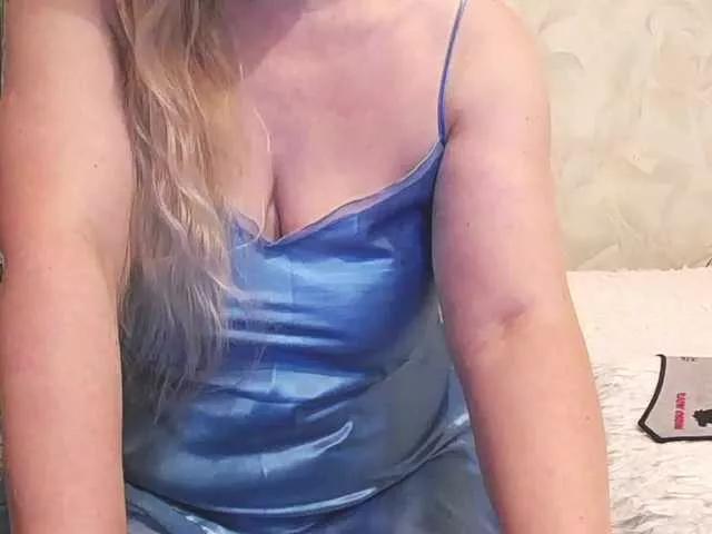 Freechat Lady-Erata on BongaCams