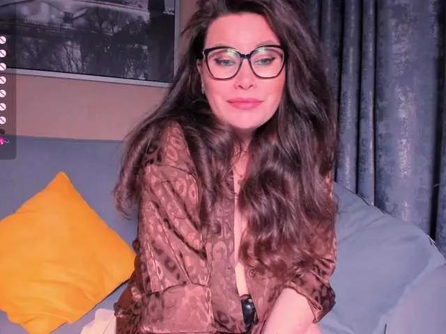 LavernaBlack on BongaCams