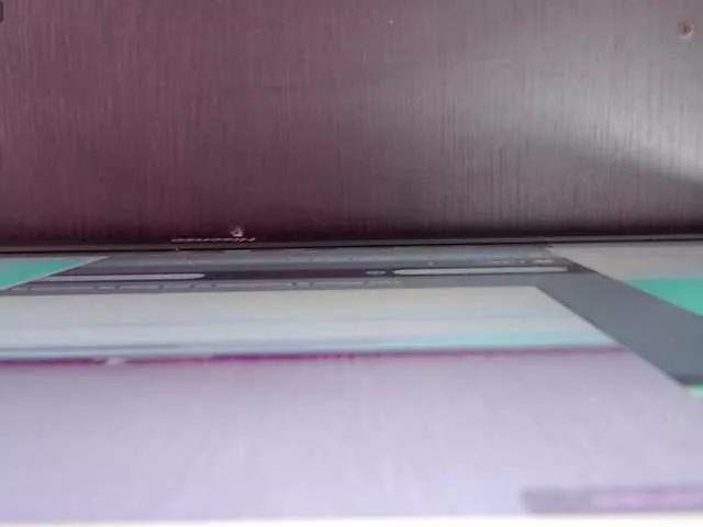 leonela on BongaCams