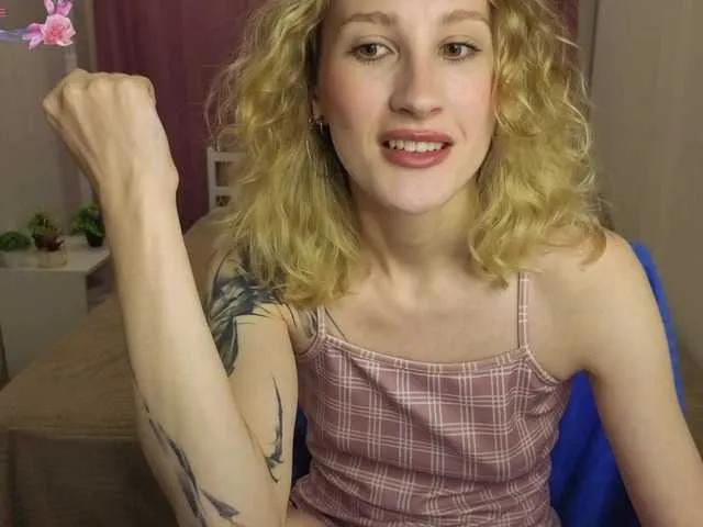 LexieSun on BongaCams