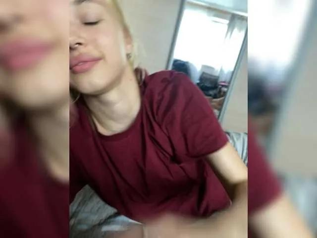 LinaTwins on BongaCams