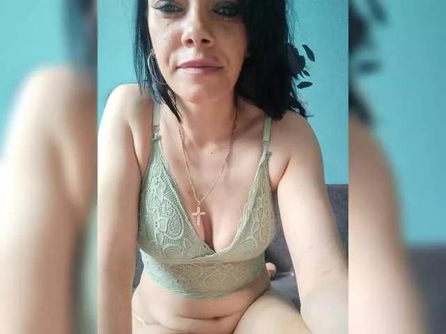 Freechat Lois-Lorrie on BongaCams