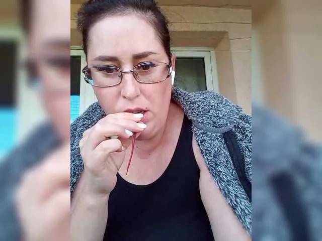 loriktwinss on BongaCams