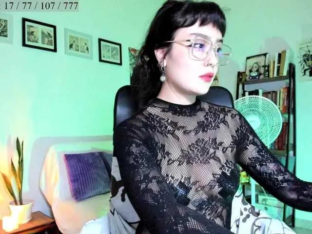 Luci--ana on BongaCams