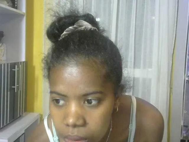 Maha19x on BongaCams