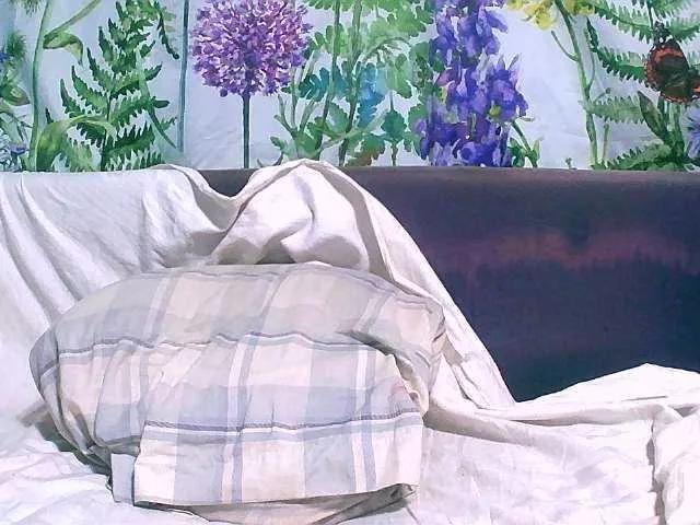 Maha19x on BongaCams