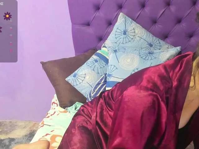 Freechat MargothClain on BongaCams