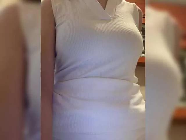 Maria-5 on BongaCams