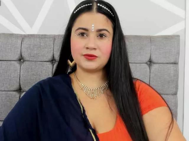 miahkumar- on BongaCams