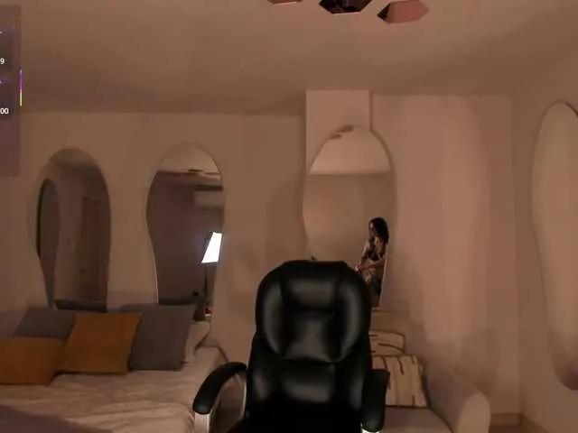 Freechat MilaLawrence on BongaCams