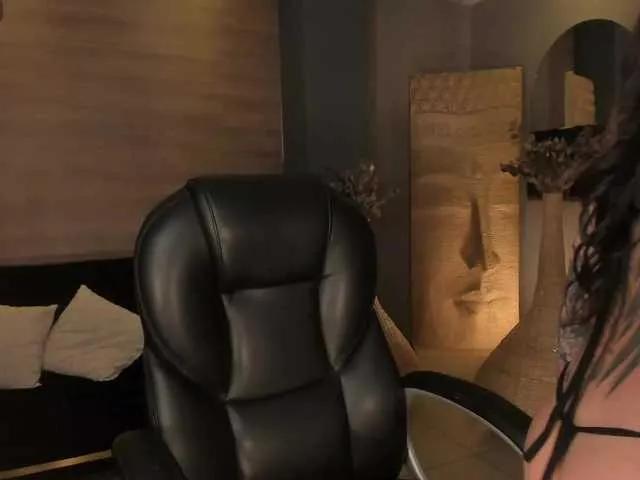 Freechat MilaLawrence on BongaCams