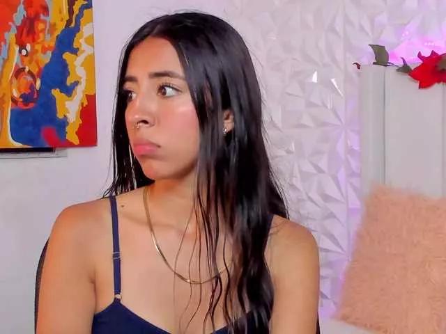 Freechat Miranda-Rogers on BongaCams