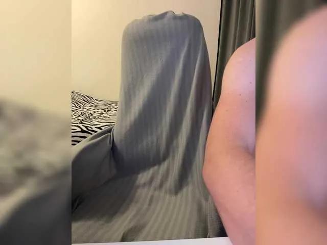 molochnaya000 on BongaCams