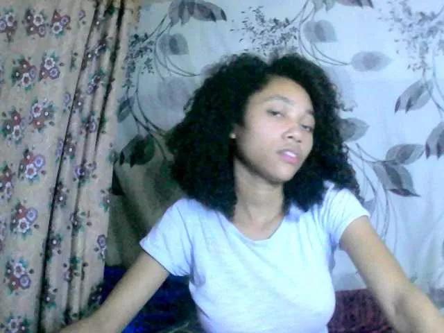 Monicaxa on BongaCams