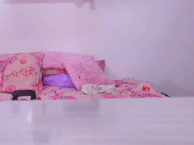 naia-blesed on BongaCams