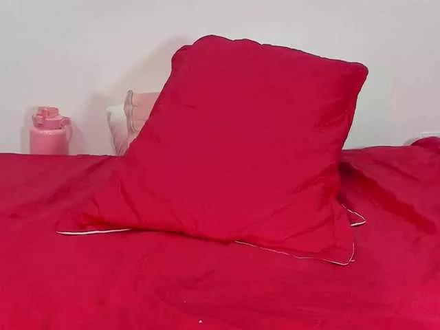 naia-blesed on BongaCams