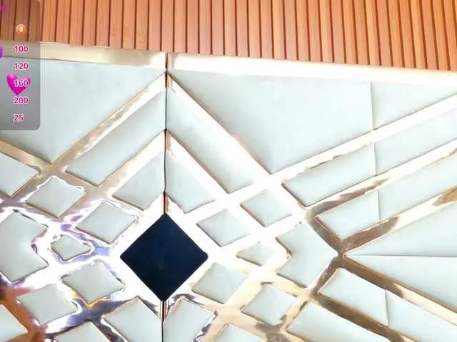 playfulcurvy on BongaCams