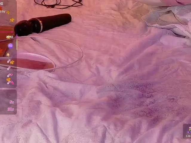 playfulcurvy on BongaCams