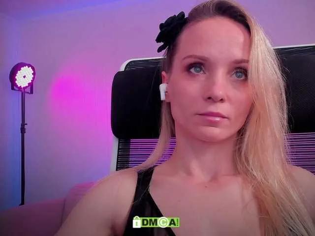 purple-love on BongaCams