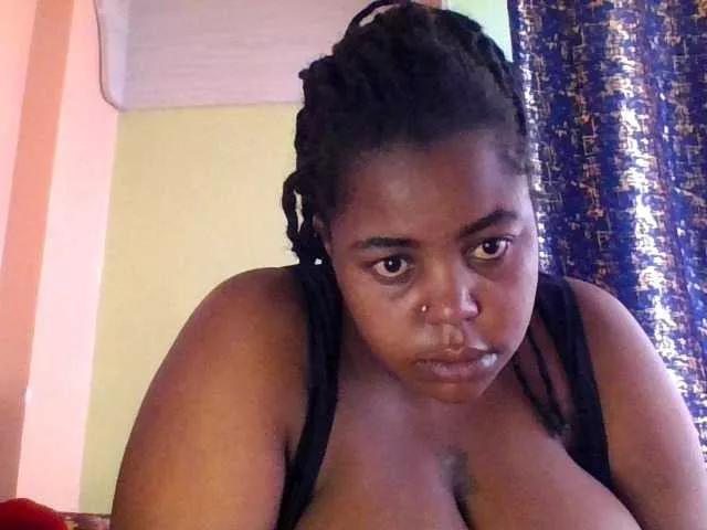 Freechat sauccyspoilage on BongaCams