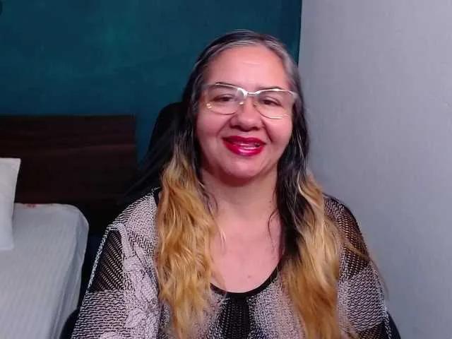 scarlett-dubois on BongaCams