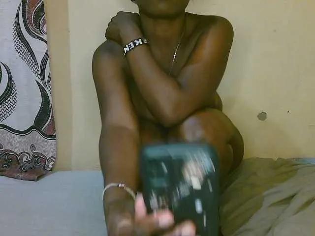 Sexy-divah on BongaCams