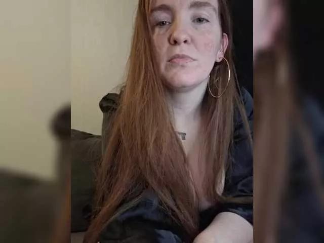 Sexyred3141-1 on BongaCams