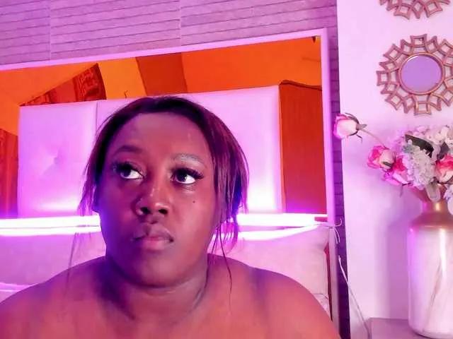 ShaniaBrown on BongaCams